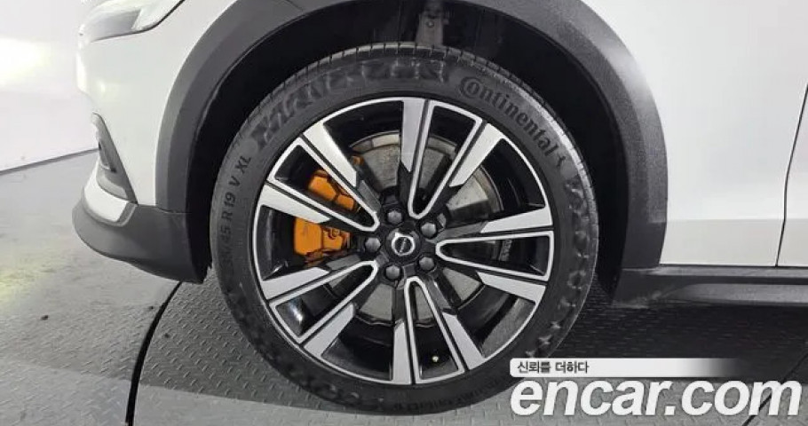 Volvo V60 