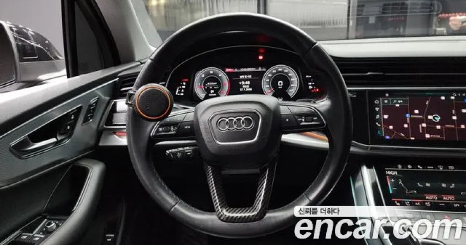 Audi Q7 