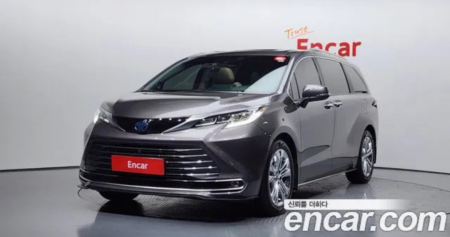 Toyota Sienna 
