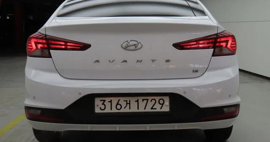 Hyundai Avante 