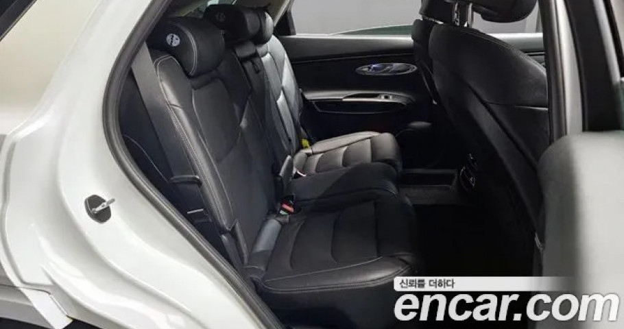 Genesis Gv70 