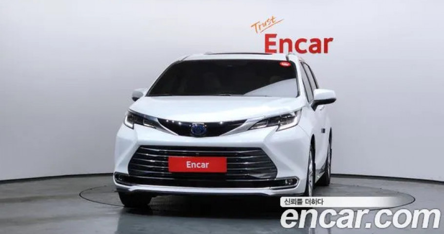 Toyota Sienna 