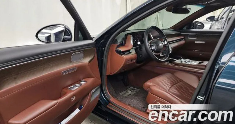 Genesis G90 
