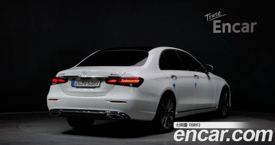 Mercedes-Benz E-Class 