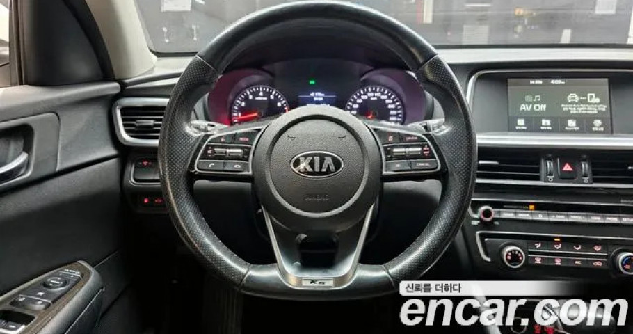 Kia K5 