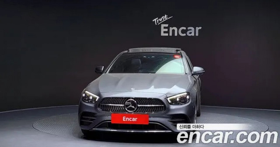 Mercedes-Benz E-Class 