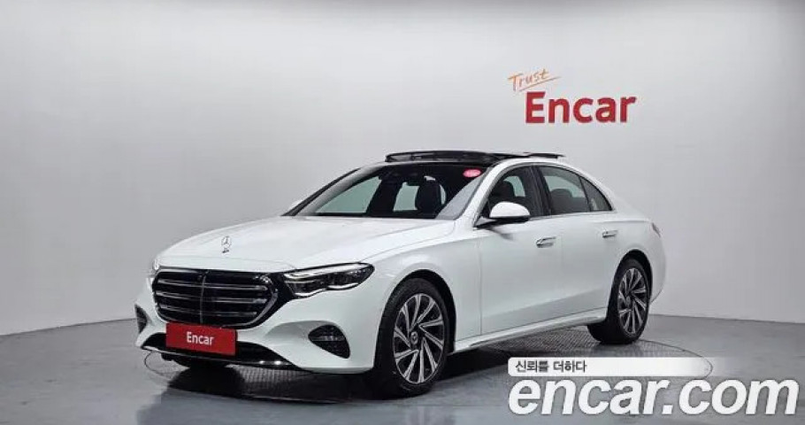Mercedes-Benz E-Class 