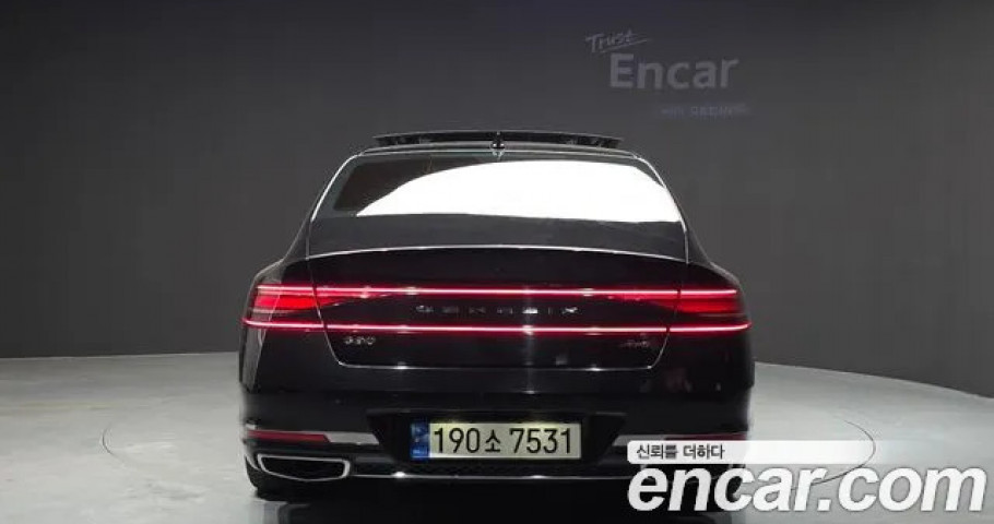 Genesis G90 