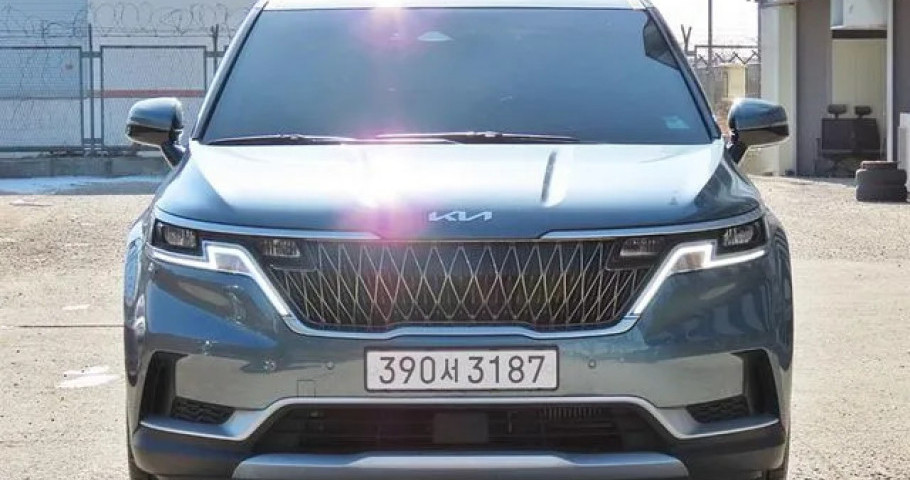 Kia Carnival 