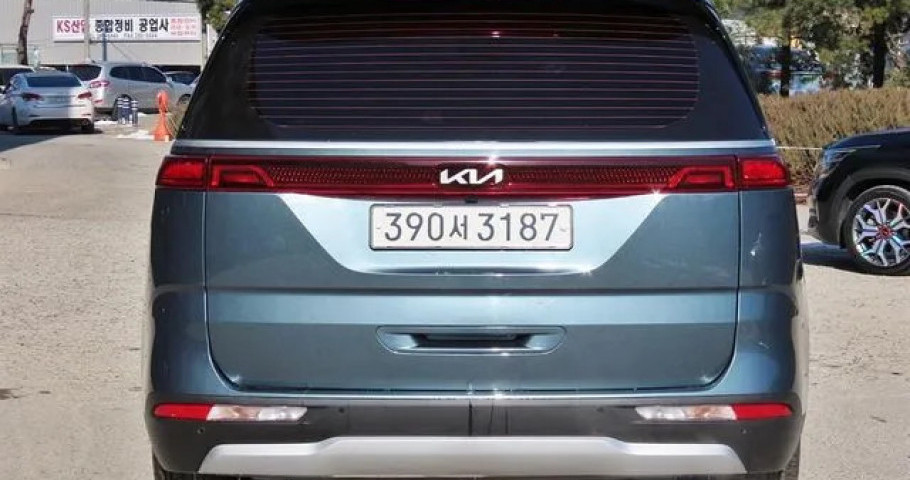 Kia Carnival 