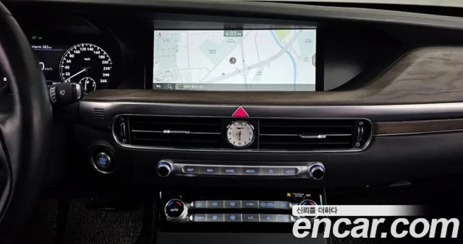 Genesis G90 