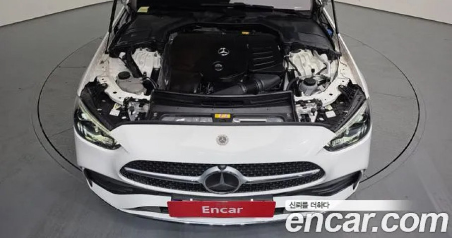Mercedes-Benz C-Class 