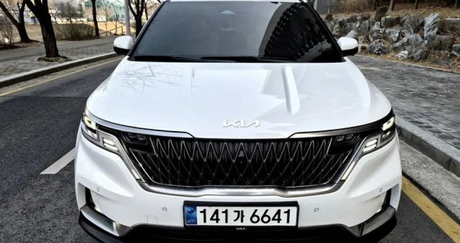 Kia Carnival 