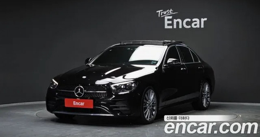 Mercedes-Benz E-Class 