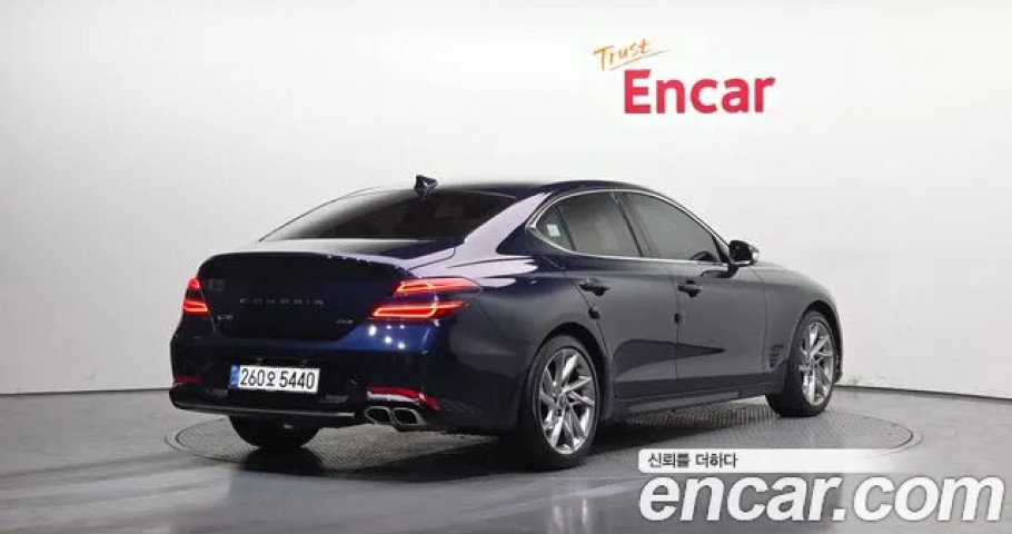 Genesis G70 