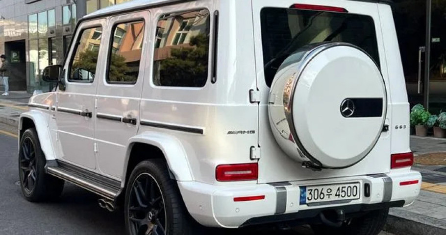Mercedes-Benz G-Class 