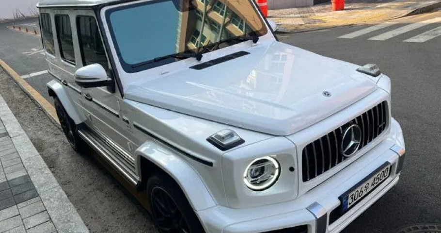 Mercedes-Benz G-Class 