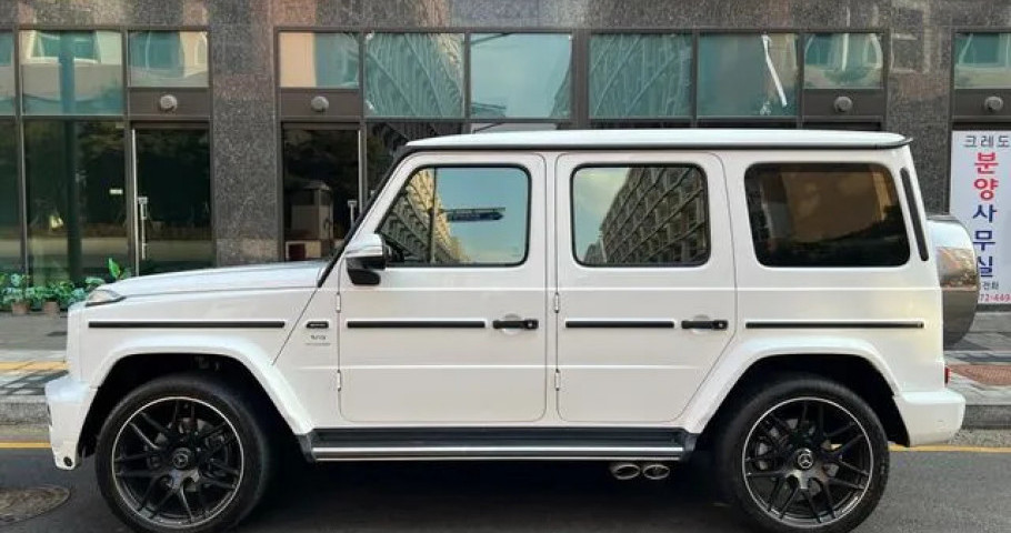 Mercedes-Benz G-Class 