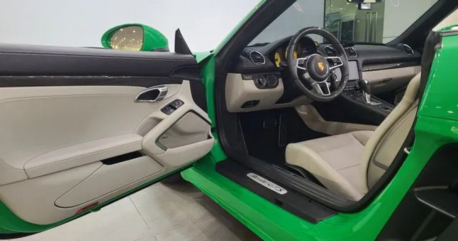 Porsche 718 