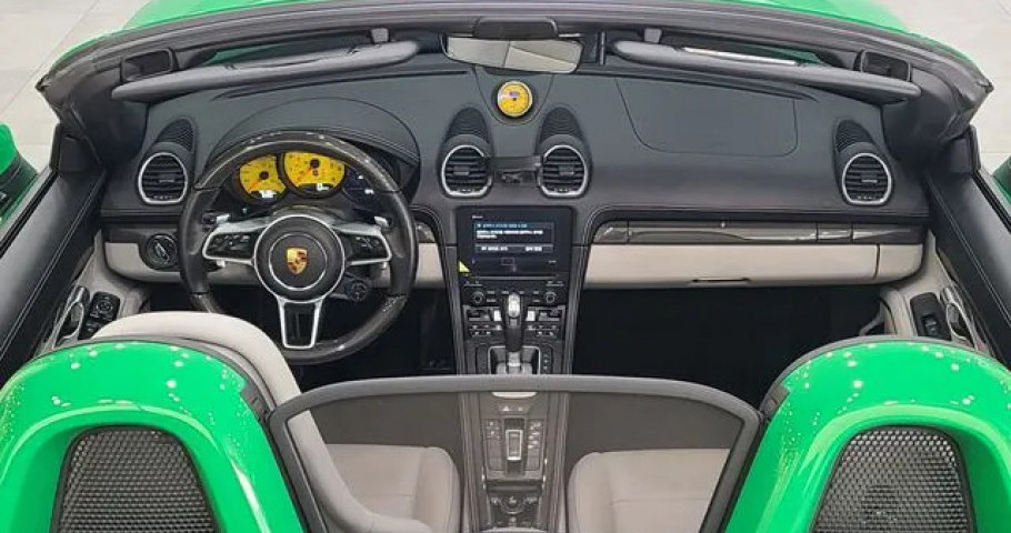 Porsche 718 