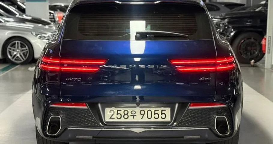 Genesis Gv70 