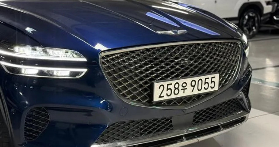 Genesis Gv70 