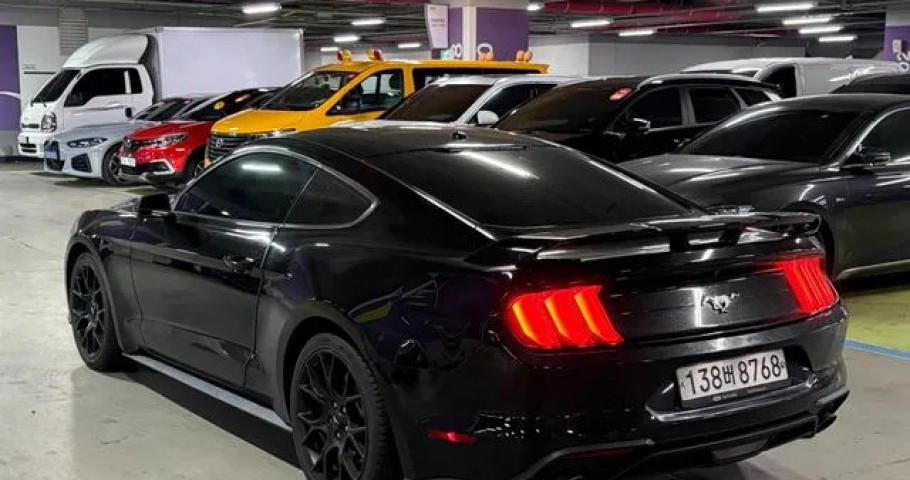 Ford Mustang 