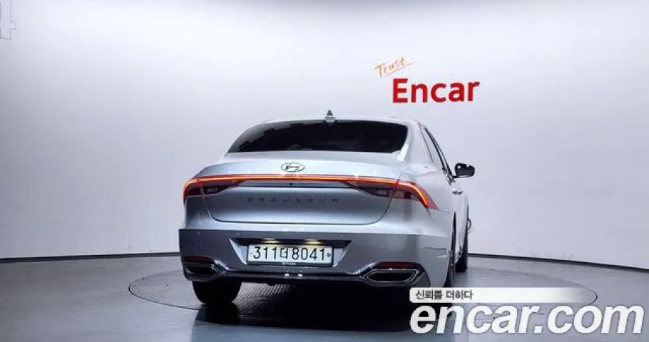 Hyundai Grandeur 