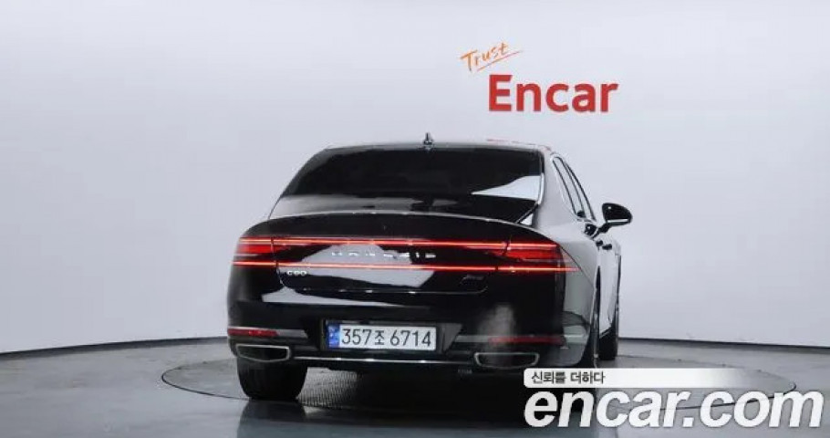 Genesis G90 