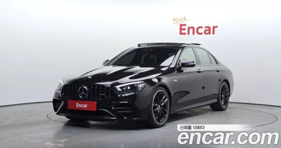 Mercedes-Benz E-Class 