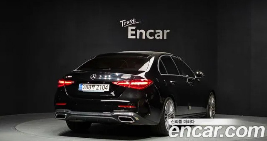 Mercedes-Benz C-Class 