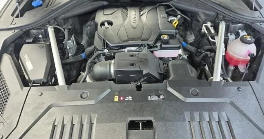 Genesis Gv70 