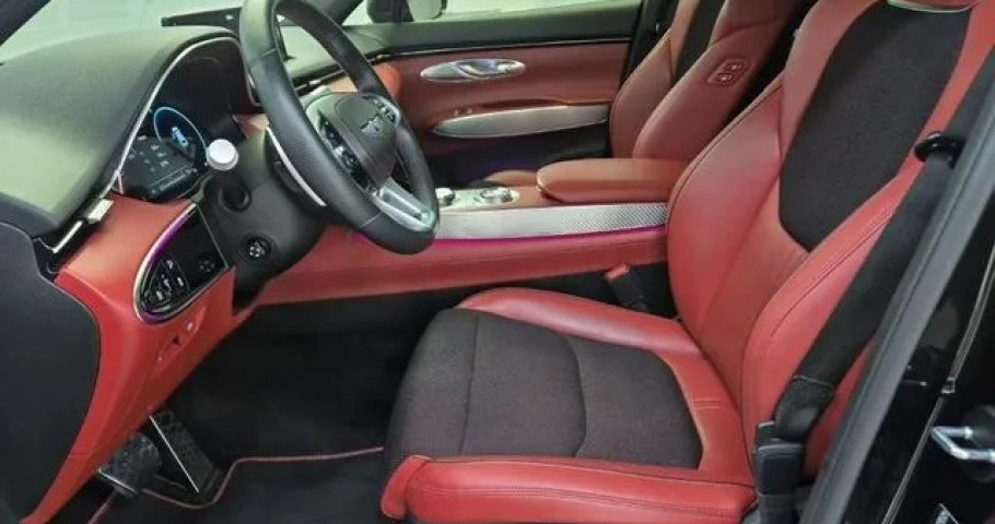 Genesis Gv70 