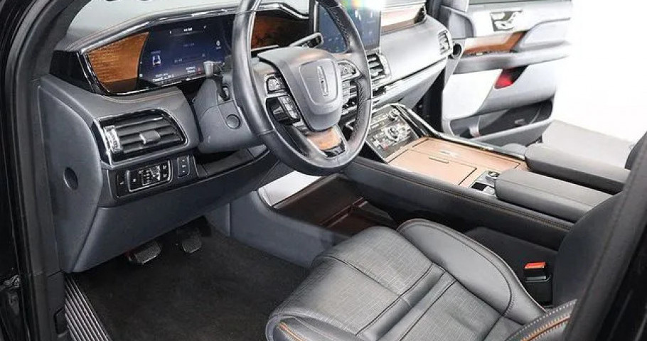 Lincoln Navigator 