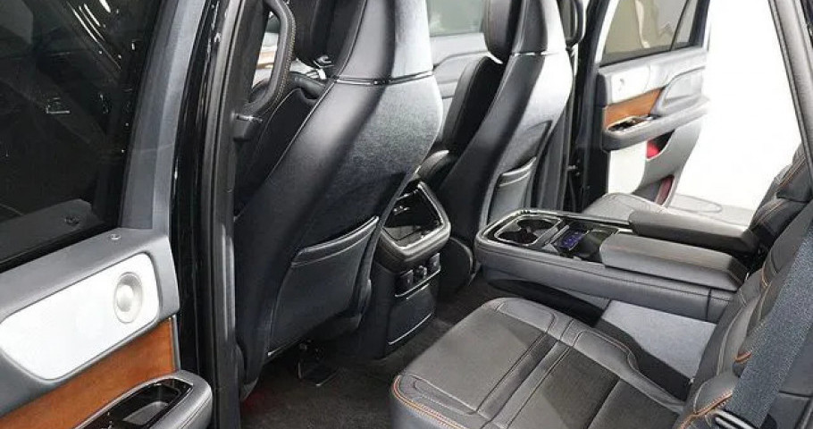 Lincoln Navigator 