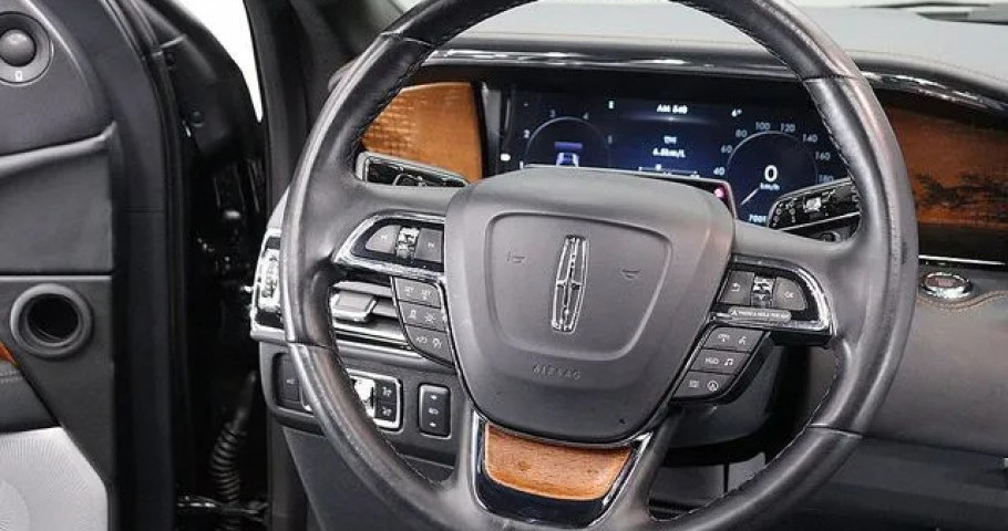 Lincoln Navigator 