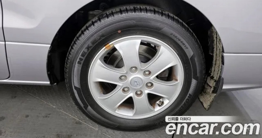 Hyundai Starex 
