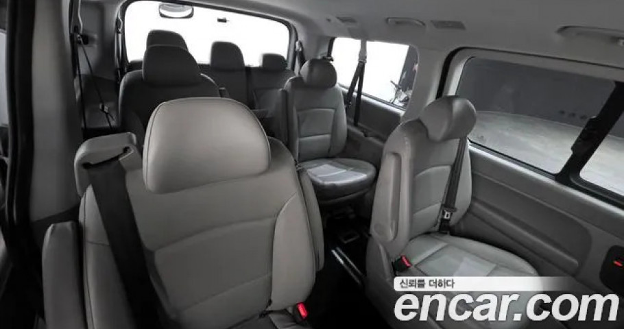 Hyundai Starex 