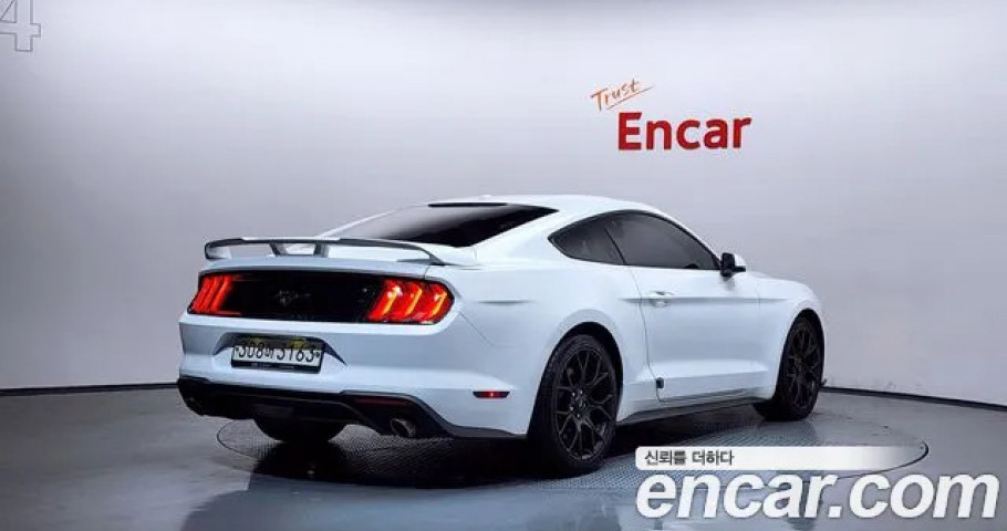 Ford Mustang 
