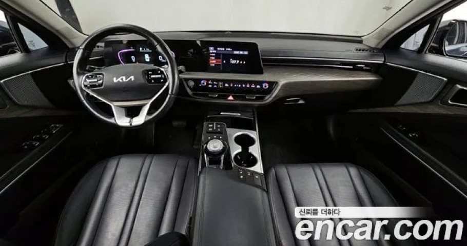 Kia K8 