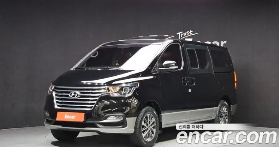 Hyundai Starex 