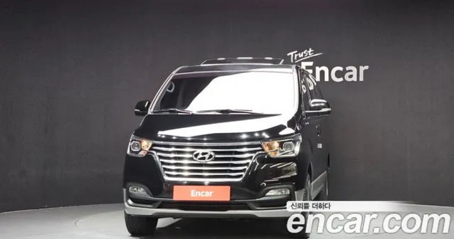 Hyundai Starex 