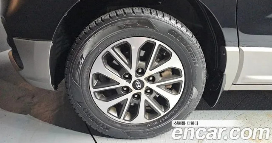 Hyundai Starex 