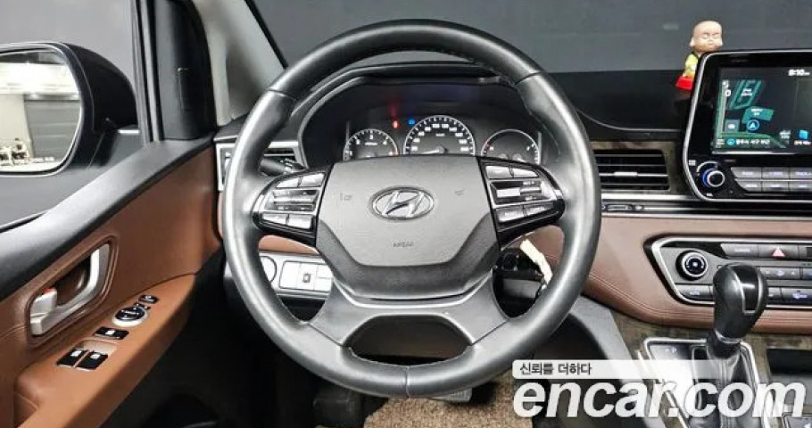 Hyundai Starex 