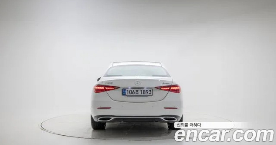 Mercedes-Benz C-Class 