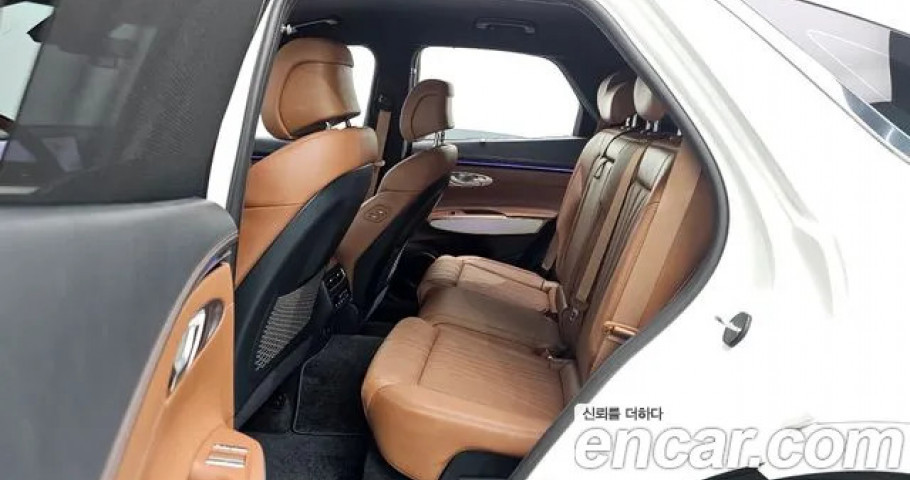 Genesis Gv70 