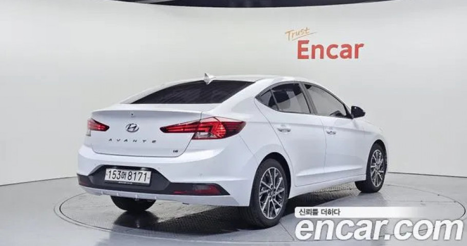 Hyundai Avante (Elantra) 