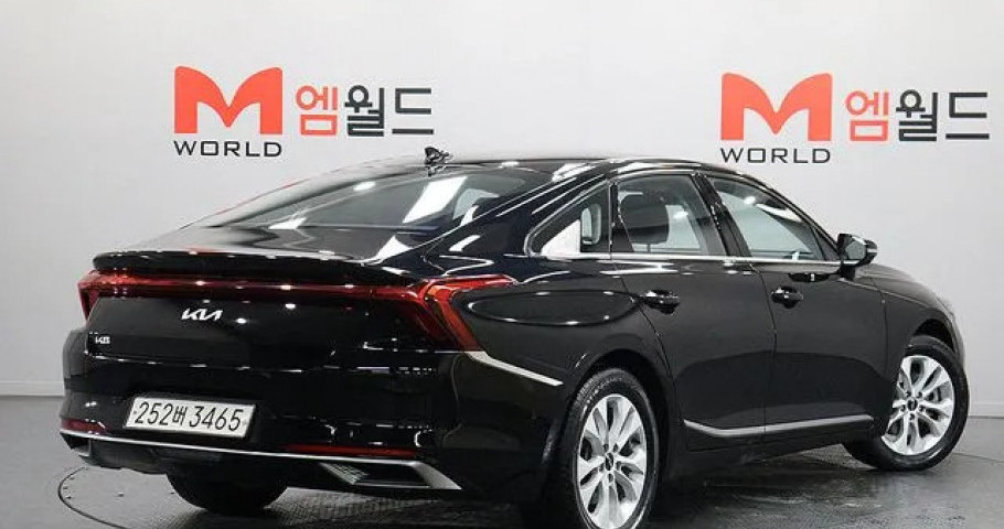Kia K8 