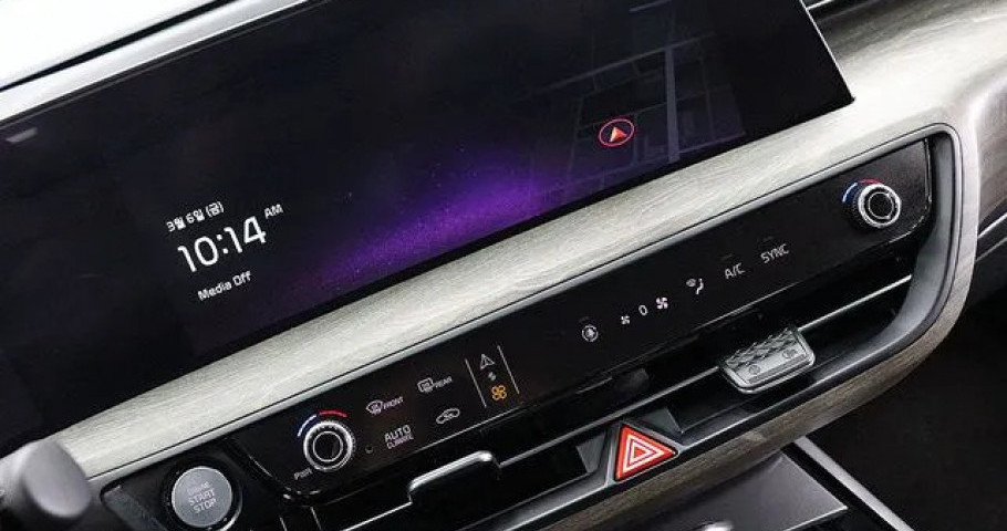 Kia K8 