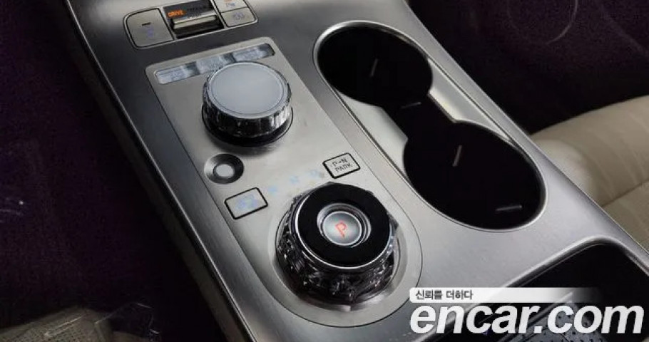 Genesis Gv70 